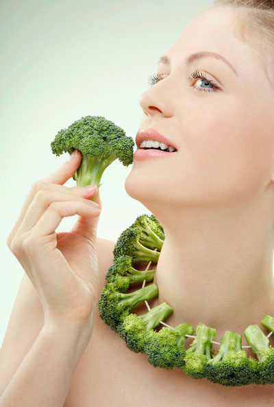 phụ nữ nên ăn bông cải xanh